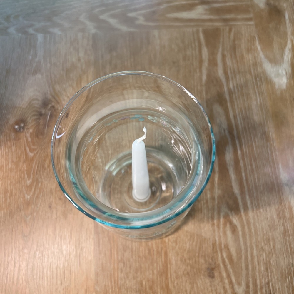 Vintage 1997 Pfaltzgraff Winterberry 11.5" Glass Hurricane Shade Candle Base - Picture 3 of 6